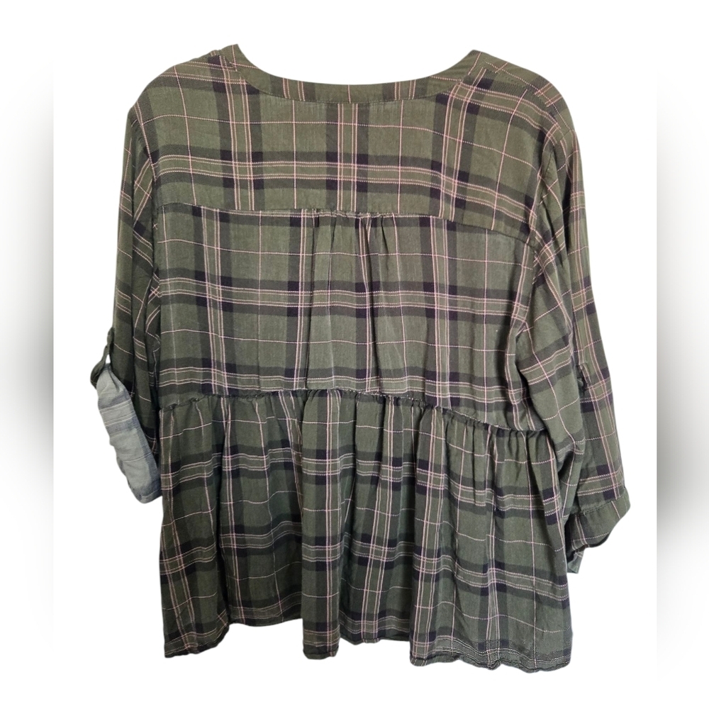 Torrid Green 3/4 Sleeve Boxy Blouse Size 2 - Picture 2 of 3